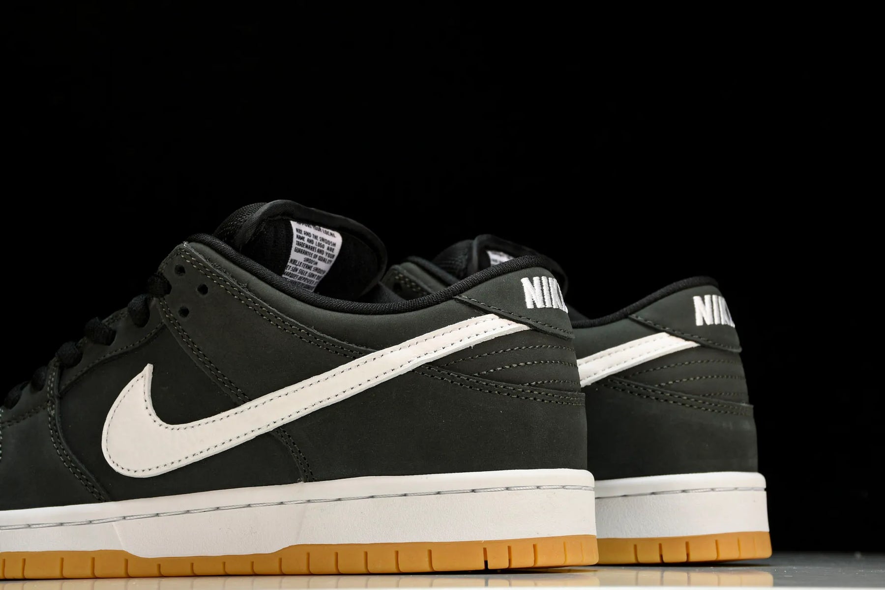 Dunk SB Low Black Gum