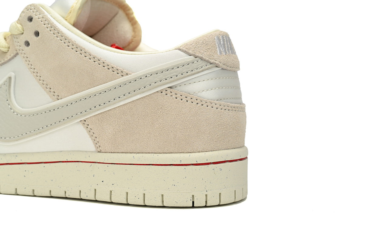 SB Dunk Low Valentines White Day