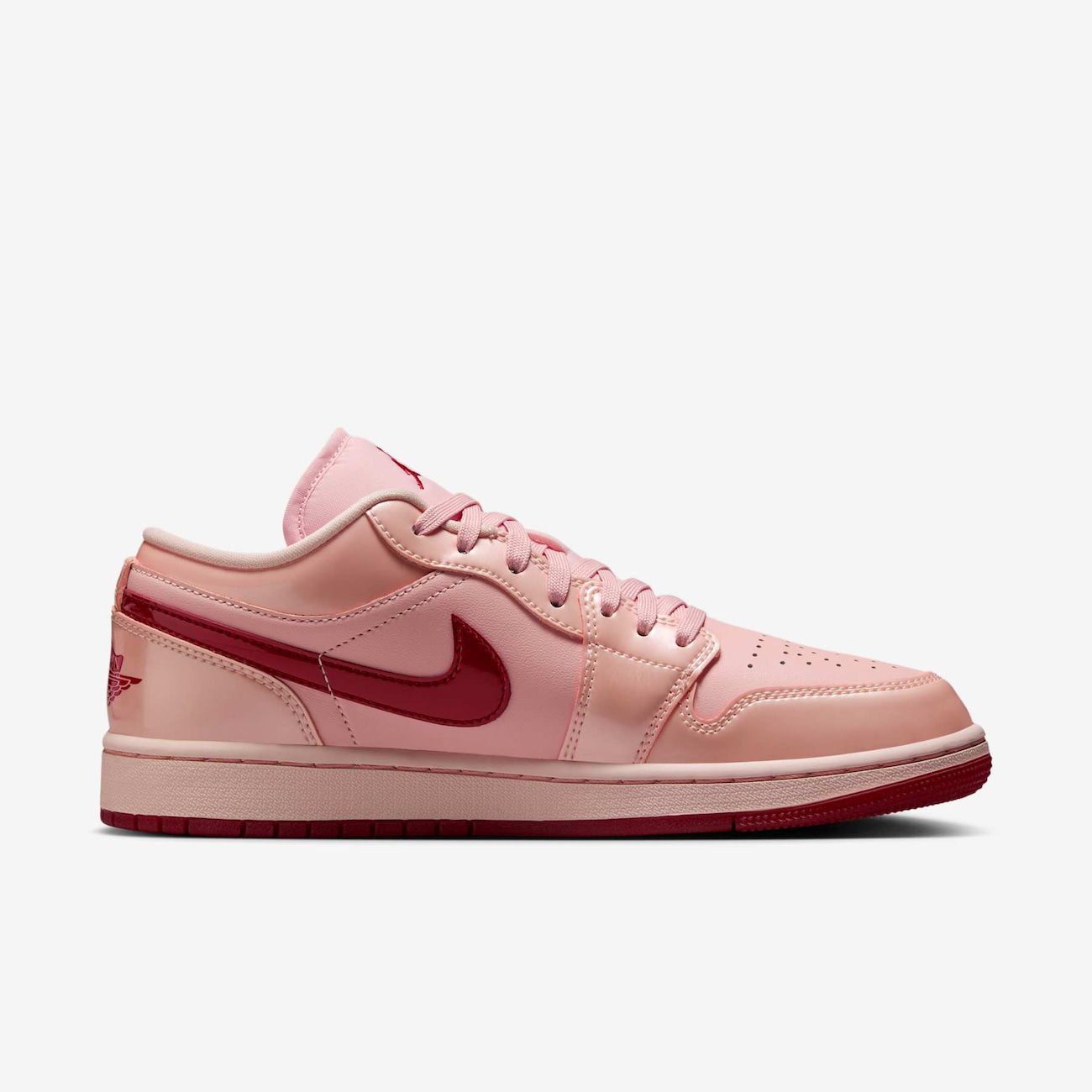 Air Jordan 1 Low SE Valentine's Day