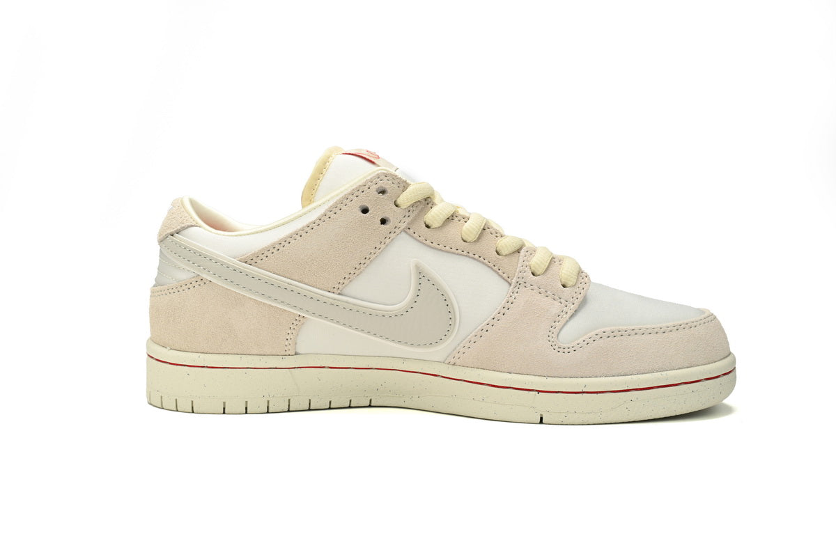 SB Dunk Low Valentines White Day