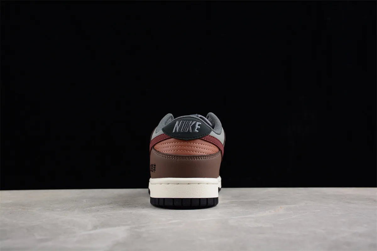 Dunk Low x Otomo Katsuhiro