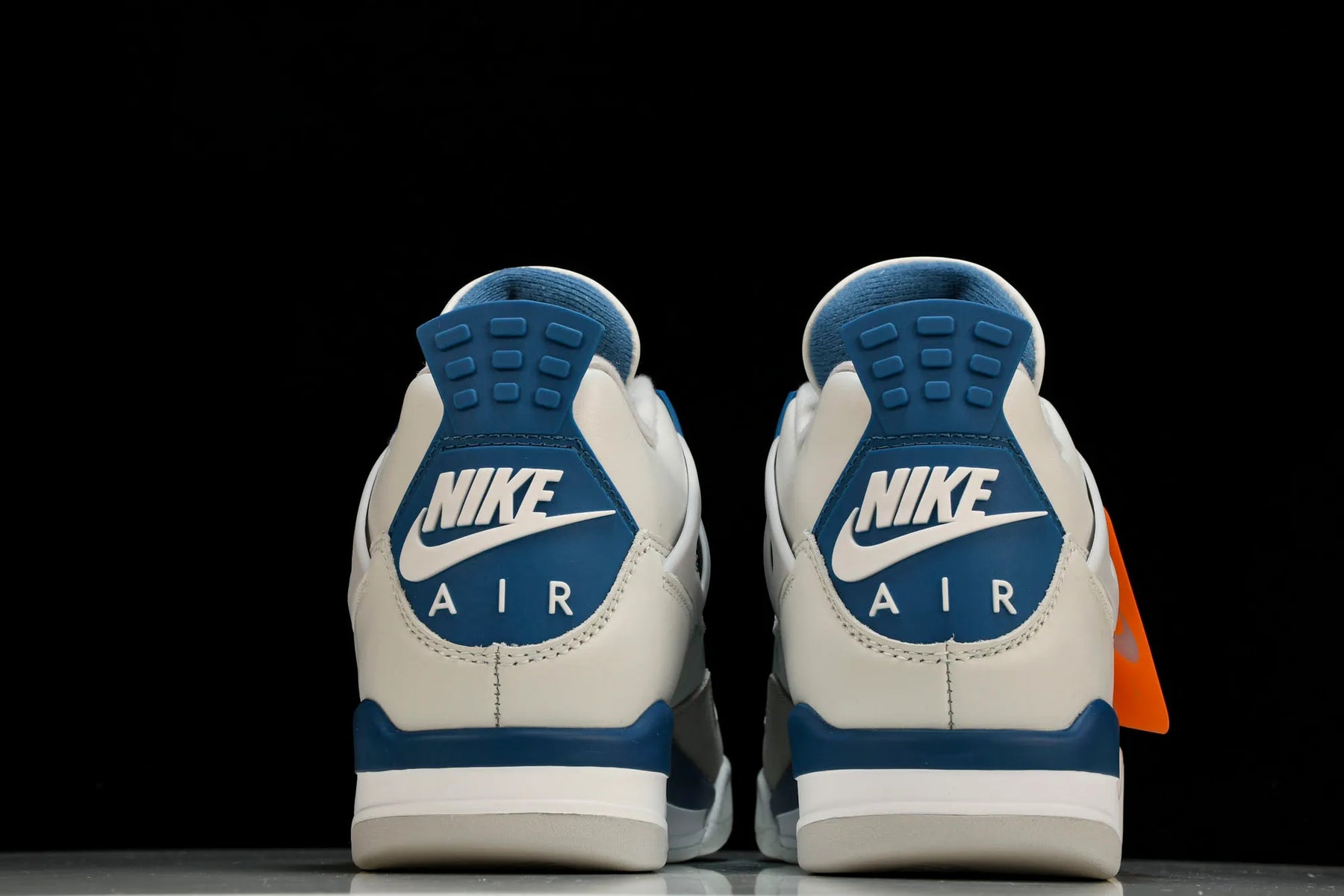 Air Jordan 4 Retro Military Blue
