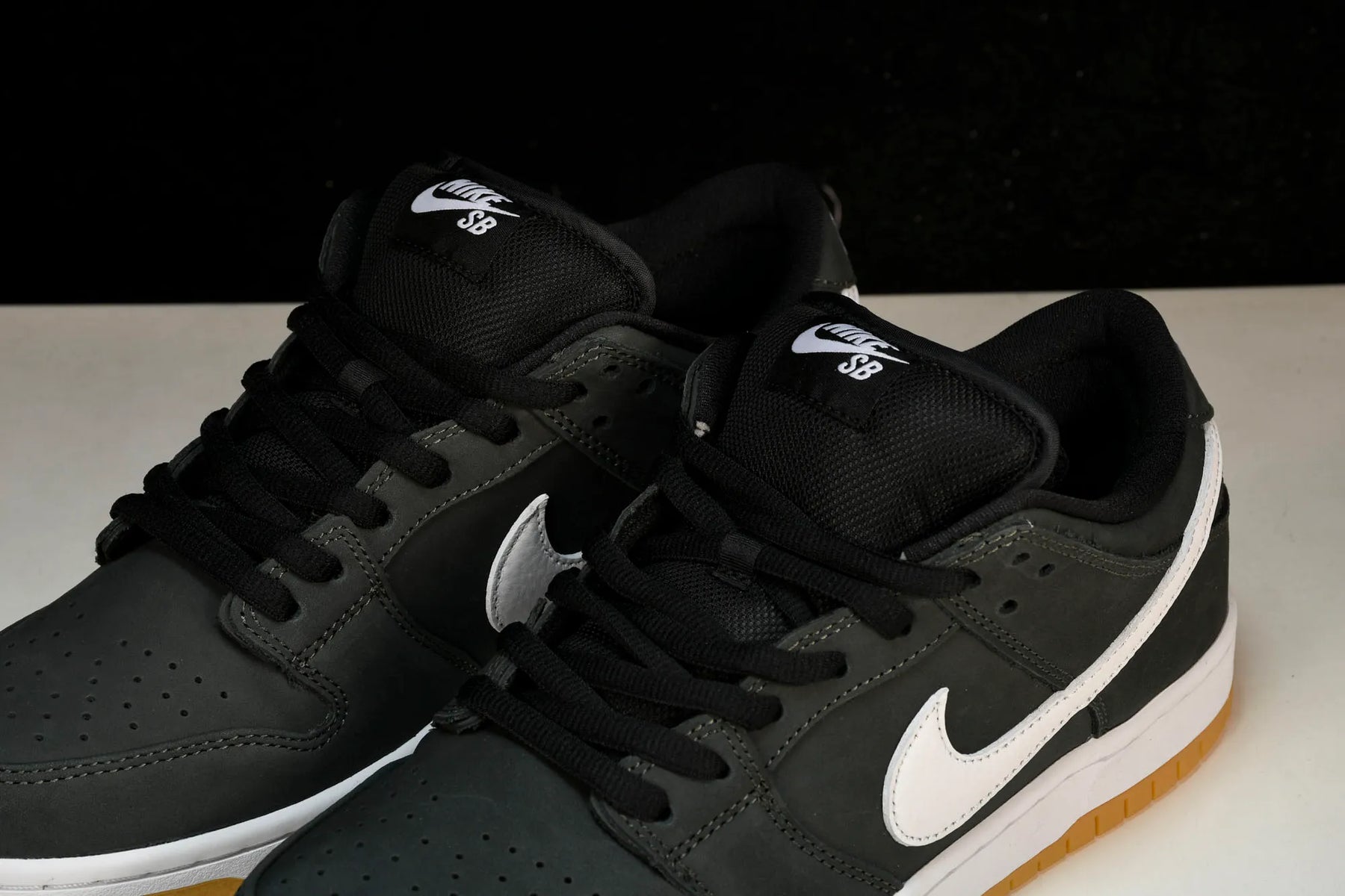 Dunk SB Low Black Gum