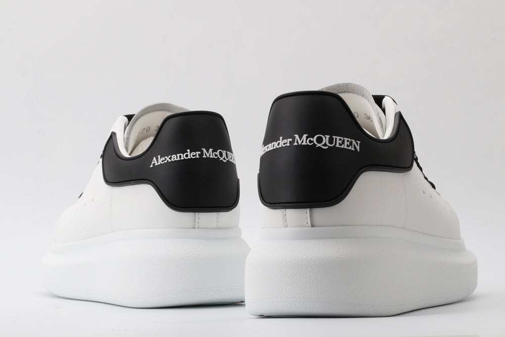 Alexander McQUEEN - White and Black