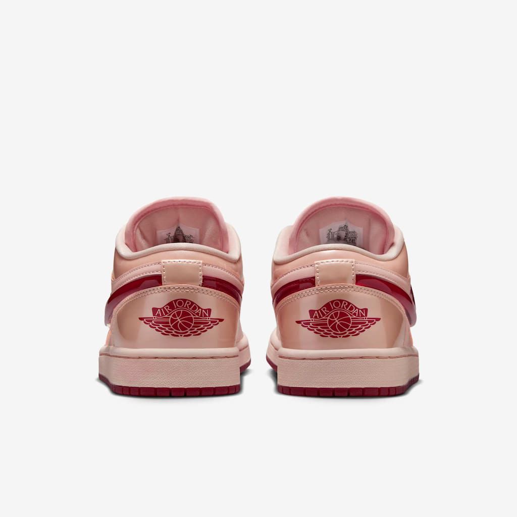 Air Jordan 1 Low SE Valentine's Day