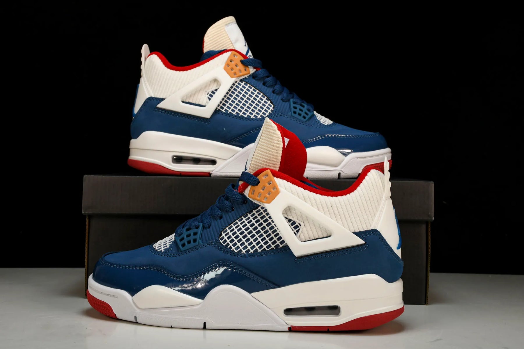 Air Jordan 4 GS Messy Room