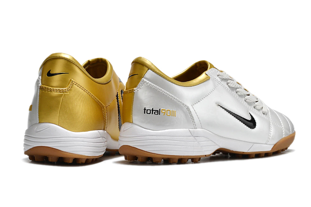 Chuteira Society Total 90 III TF Ronaldo T90 - Dourado branca