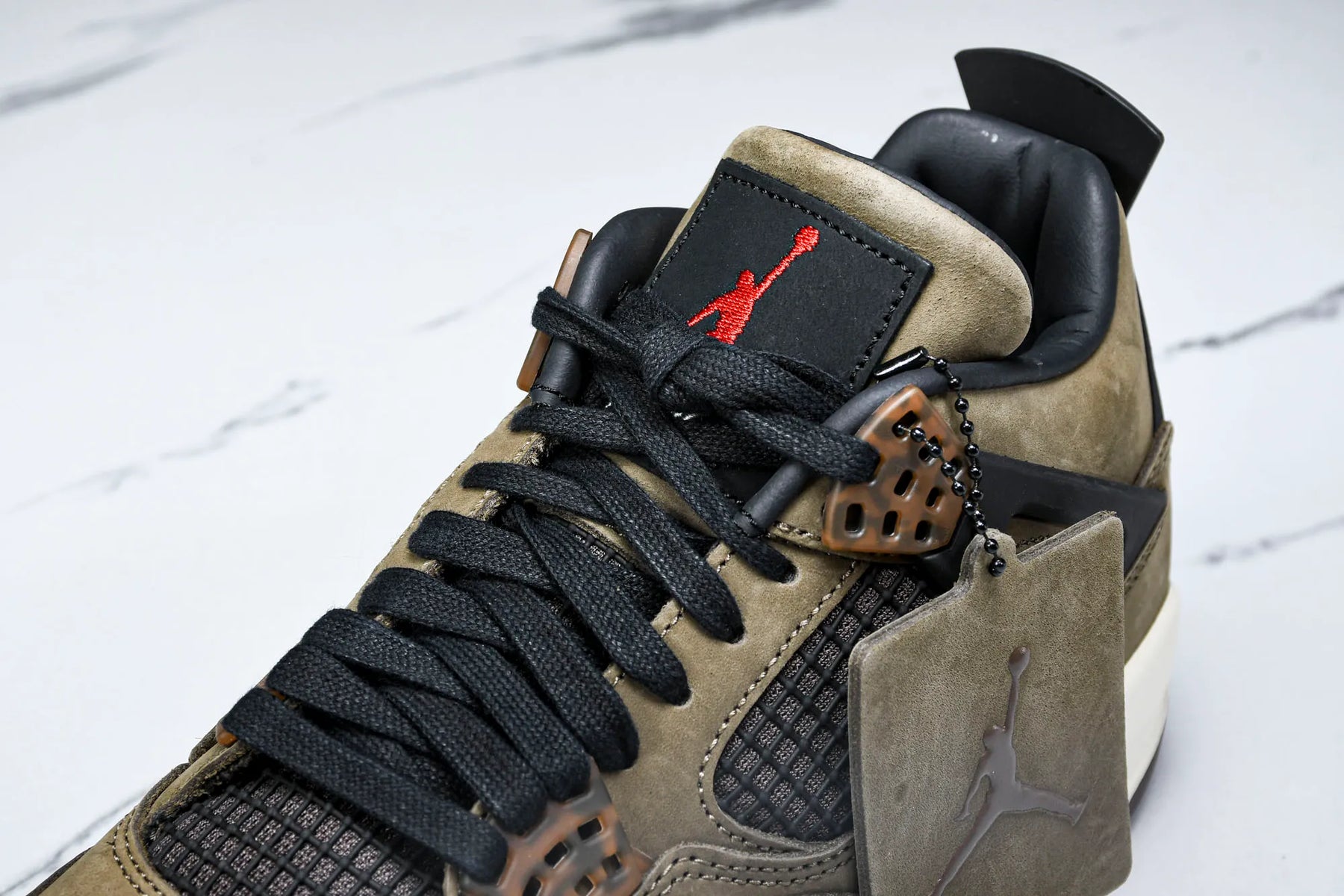 Air Jordan 4 Dark Mocha x Travis Scott