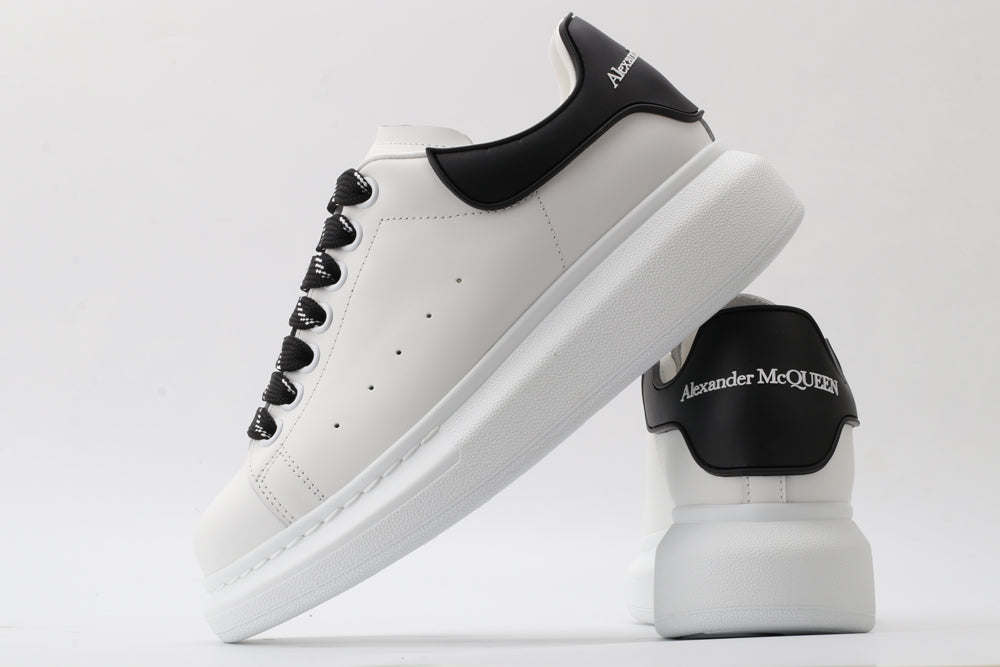 Alexander McQUEEN - White and Black
