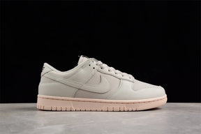 Dunk Low Light Orewood Brown