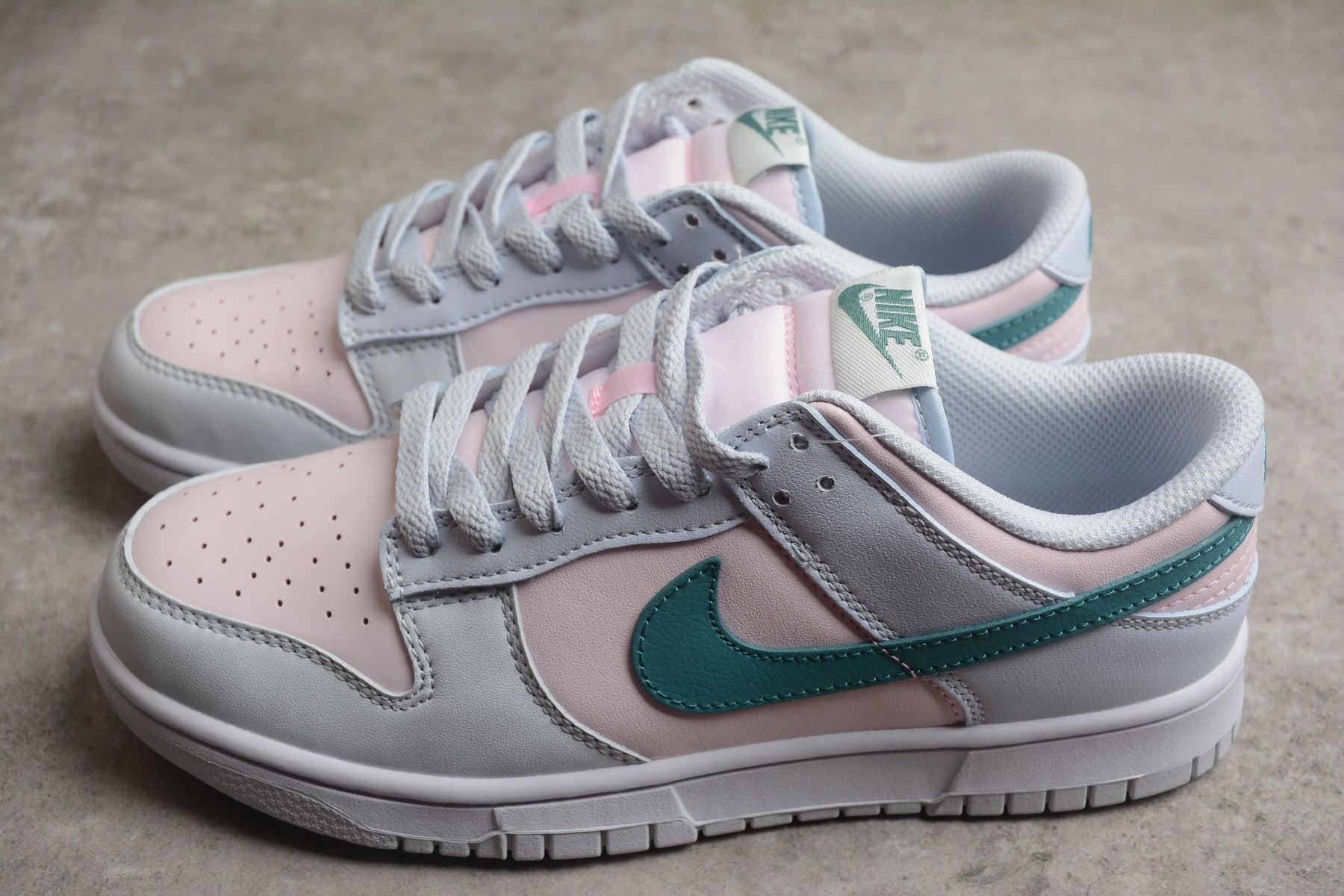 Dunk Low Mineral Teal