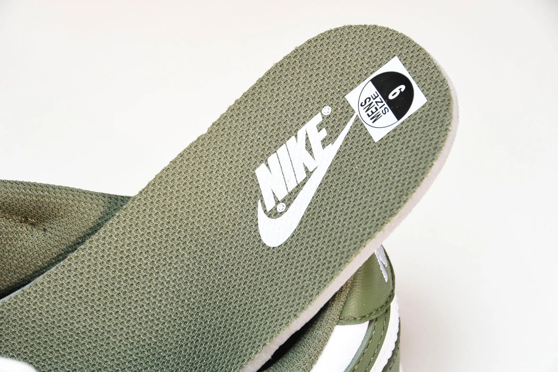 Dunk Low Oliva