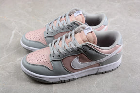 Dunk Low Pink Oxford