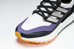 Ultraboost Light 23