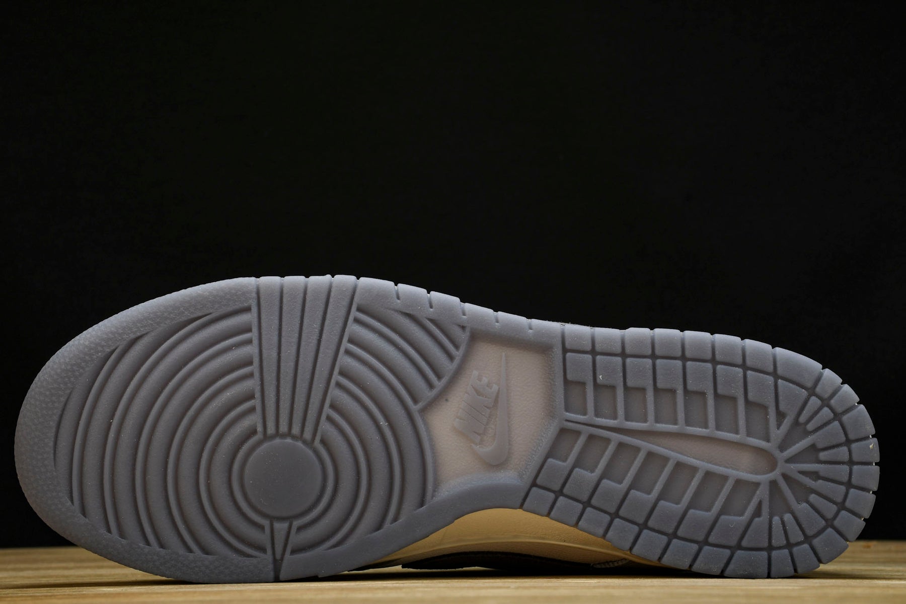 Dunk Low Gray Camurça