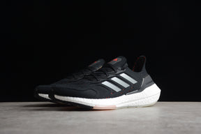 Ultraboost 21