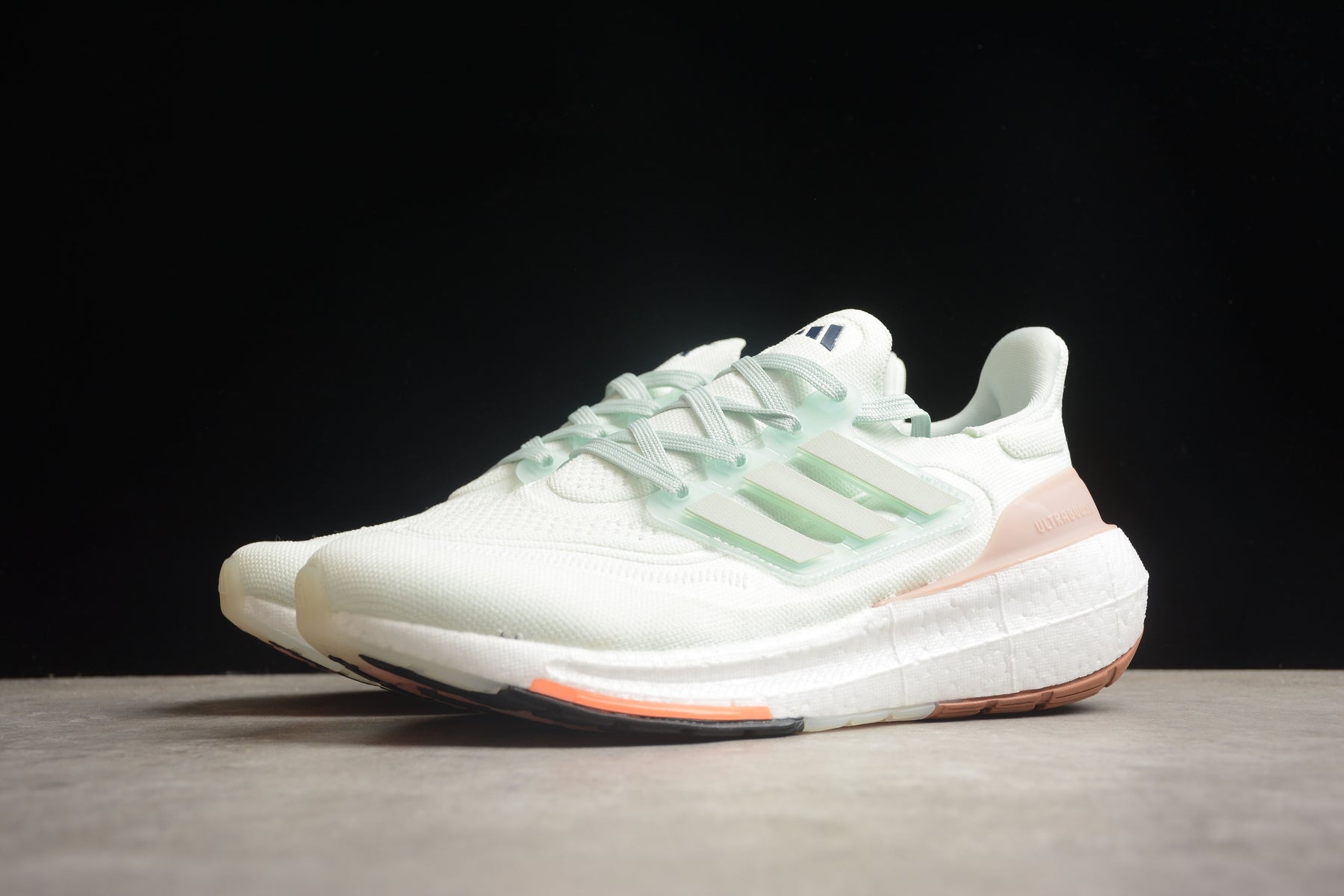 Ultraboost 21