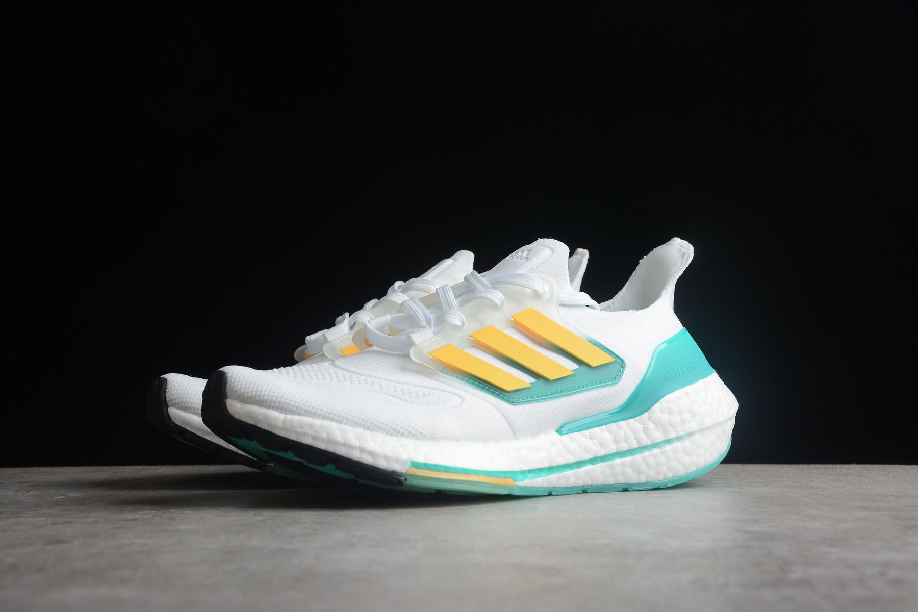 Ultraboost 21
