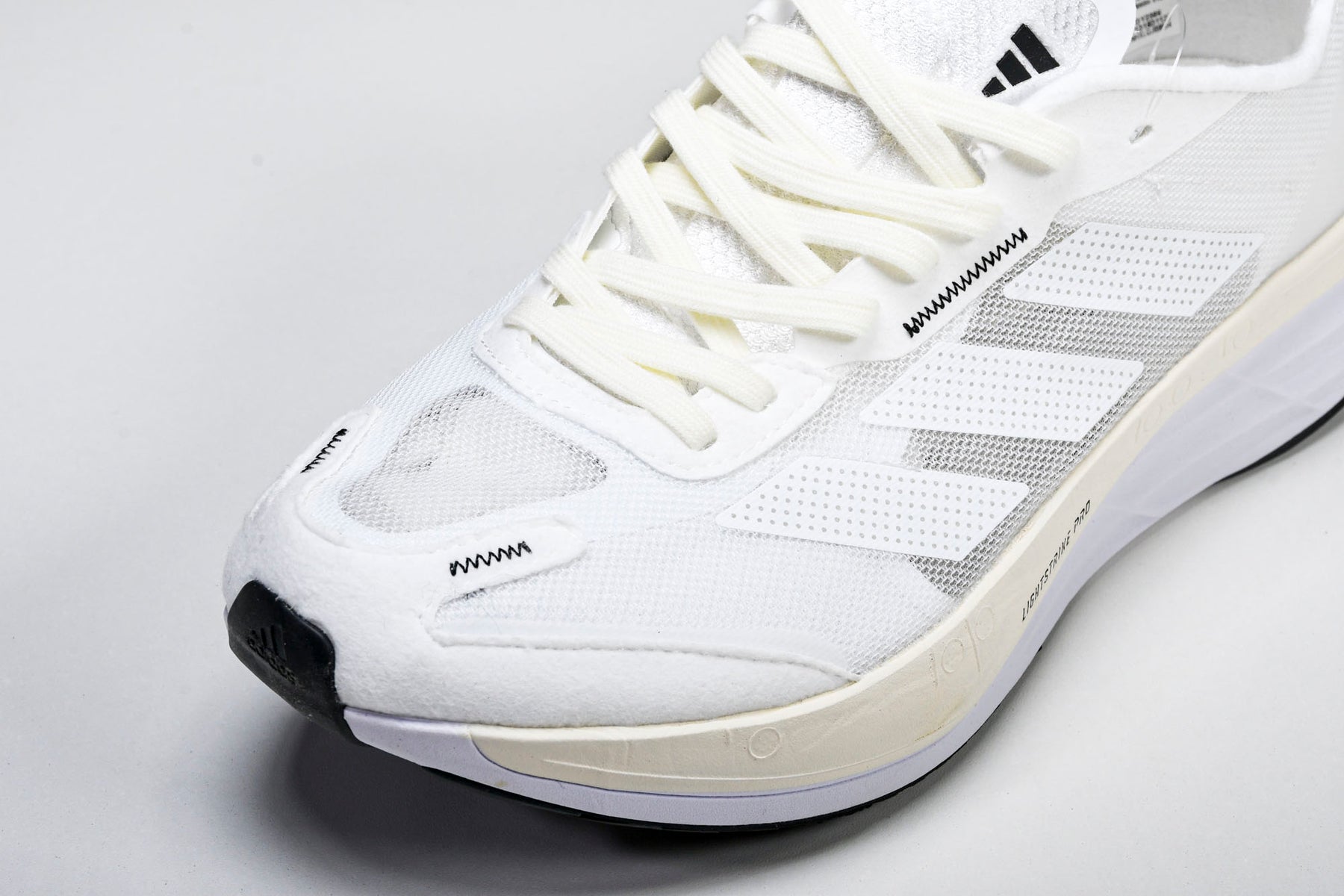 Adizero Boston 11