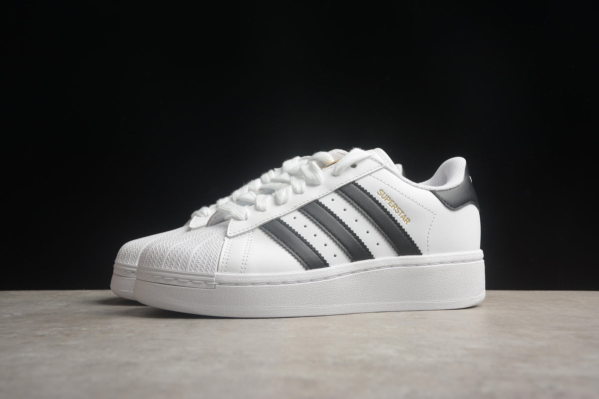 Originals Superstar