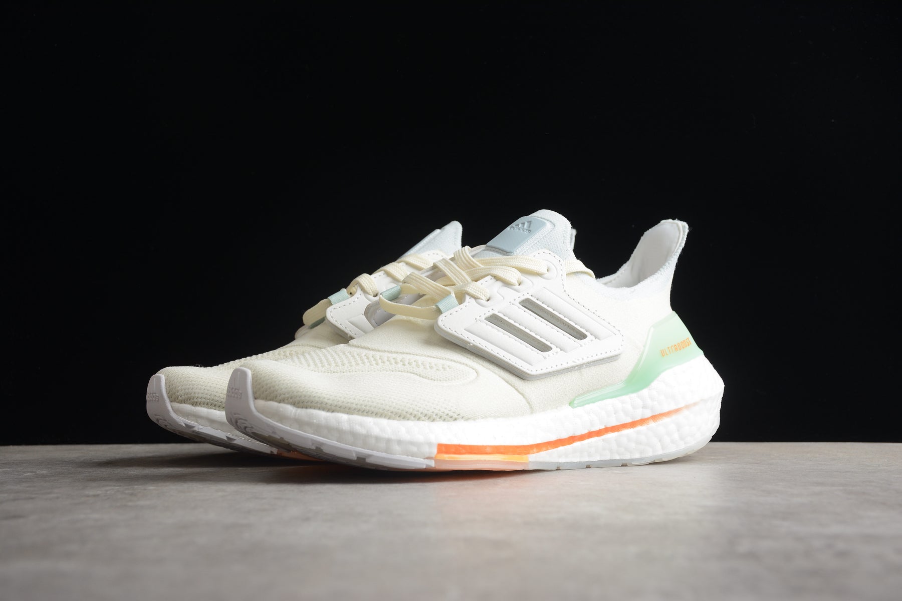 Ultraboost 21
