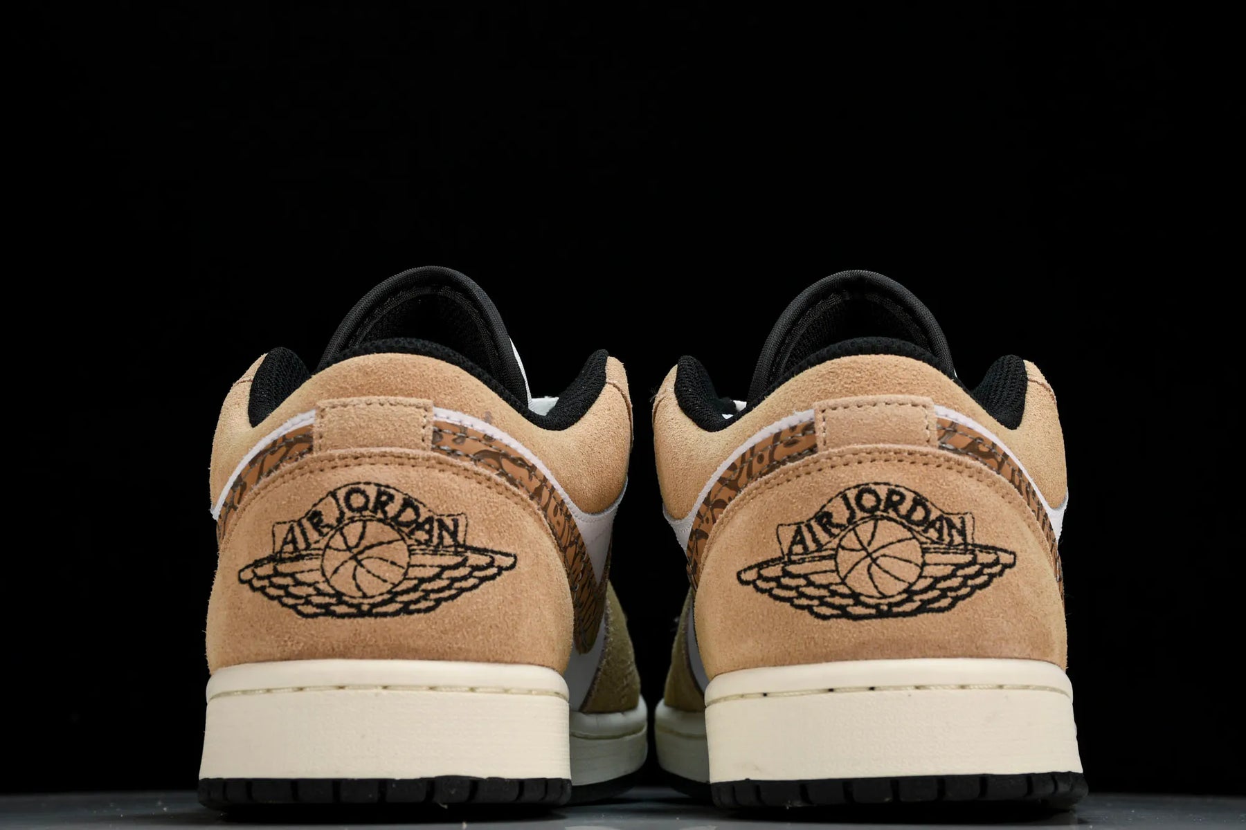 Air Jordan Low