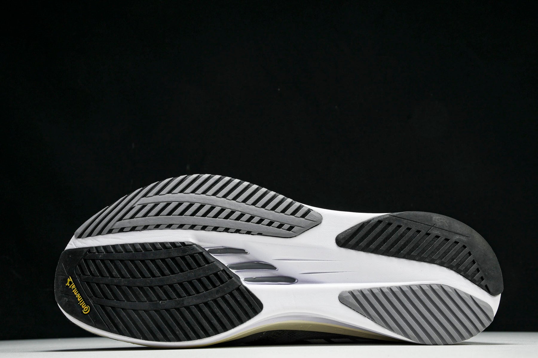 Adizero Boston 11
