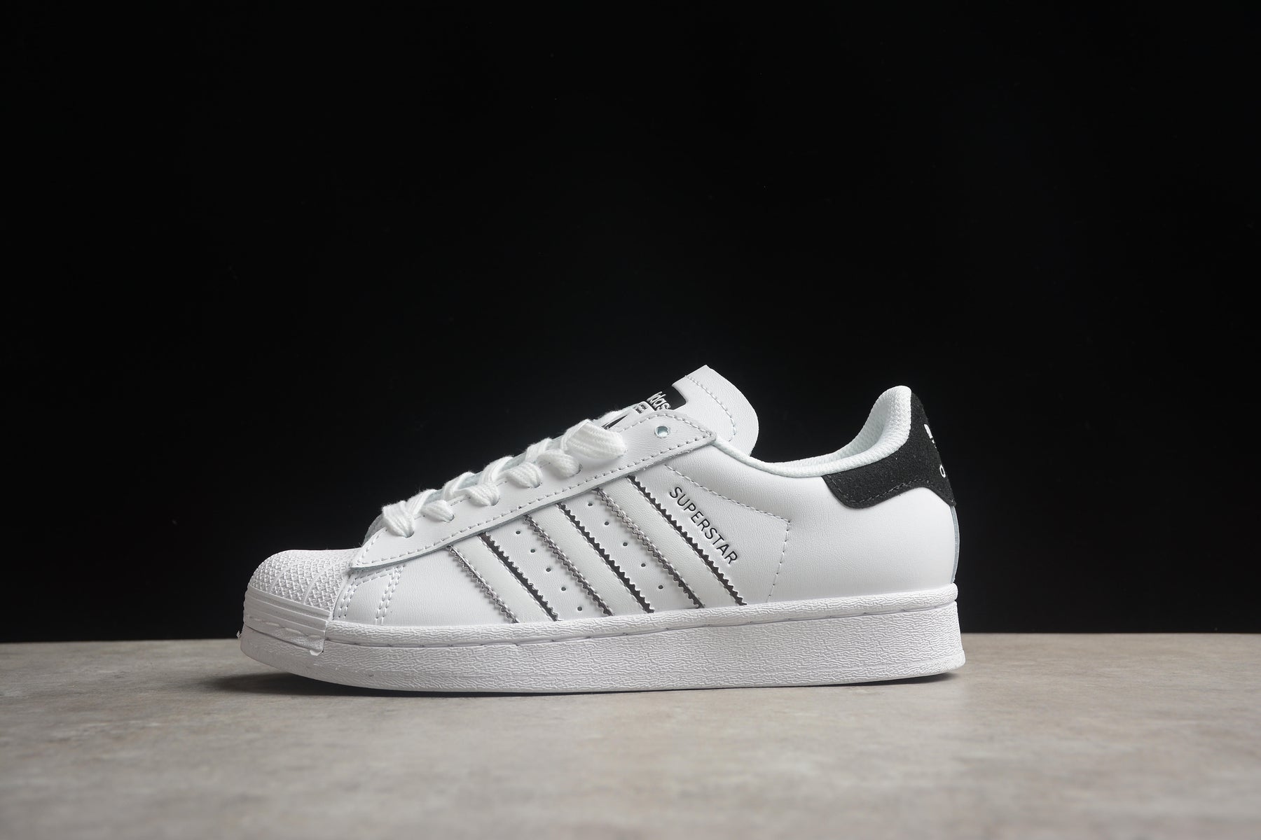 Originals Superstar