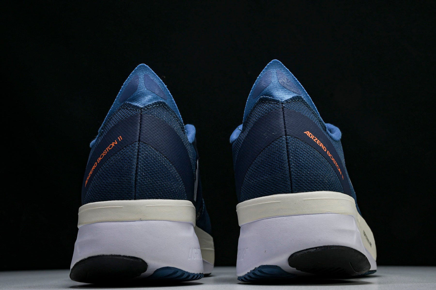 Adizero Boston 11
