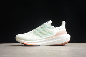 Ultraboost 21