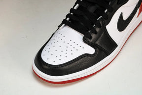 Air Jordan Black Toe