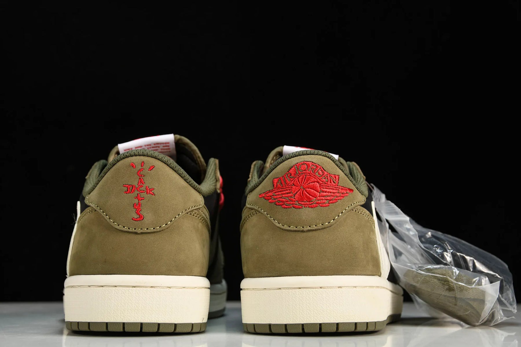 Air Jordan Low