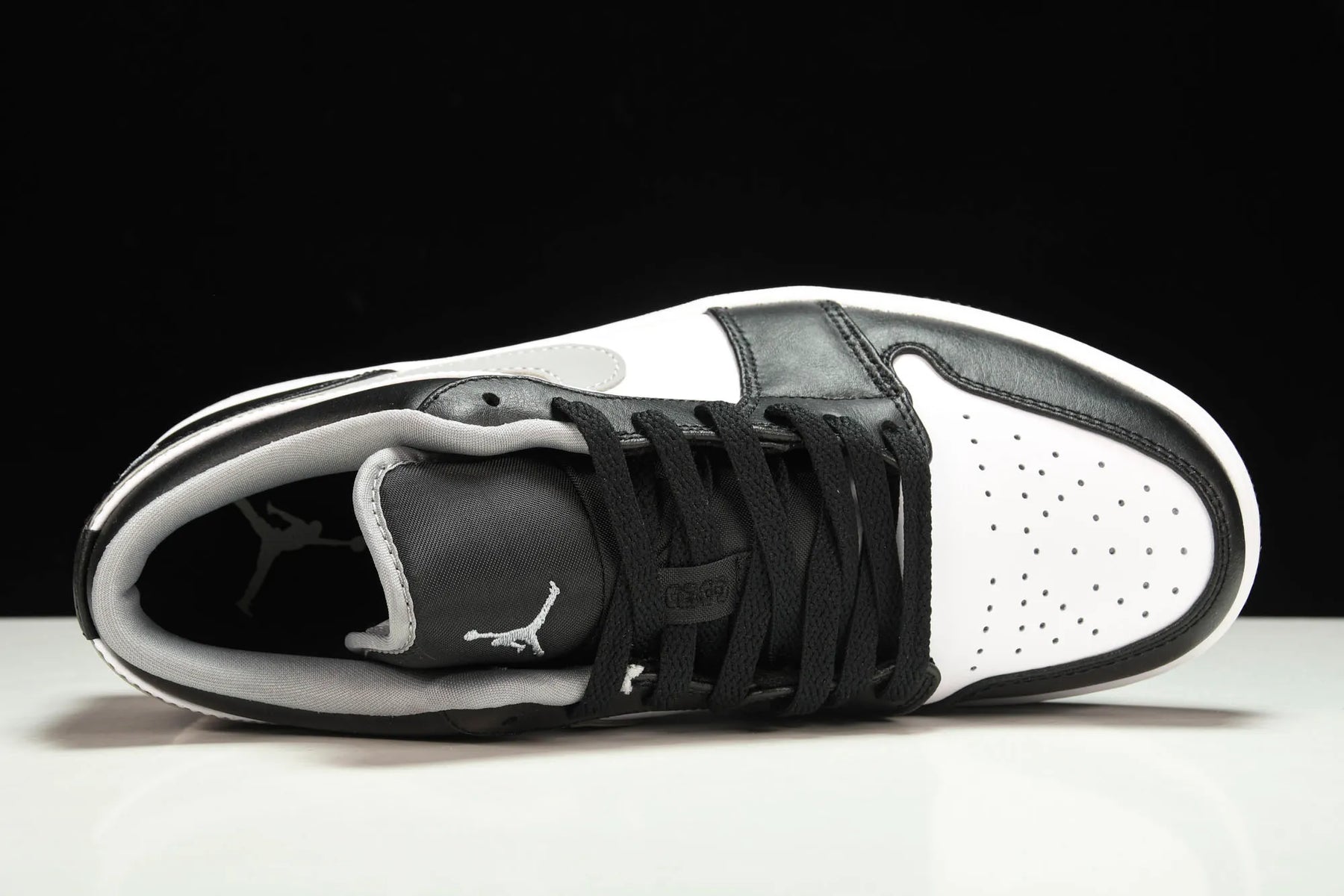 Air Jordan Low