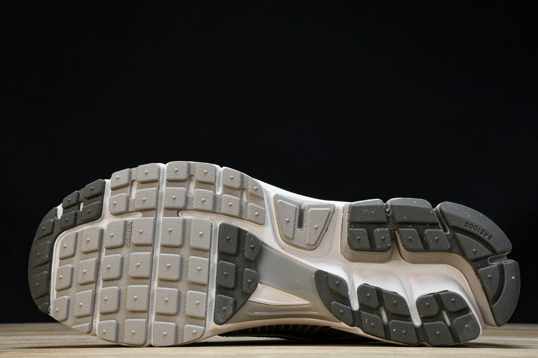 Zoom Vomero 5