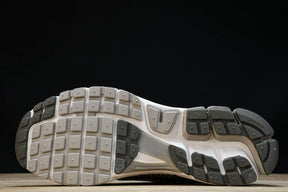 Zoom Vomero 5