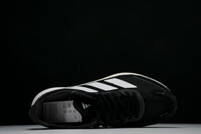 Adizero Boston 11