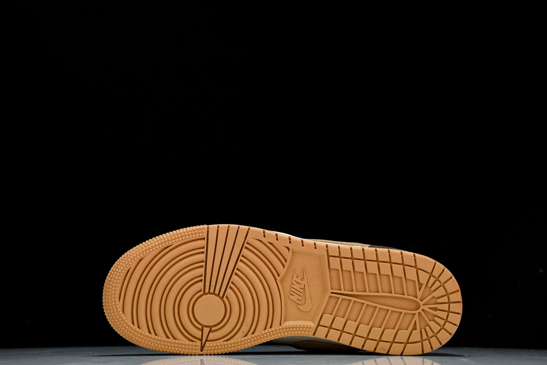 Air Jordan Low