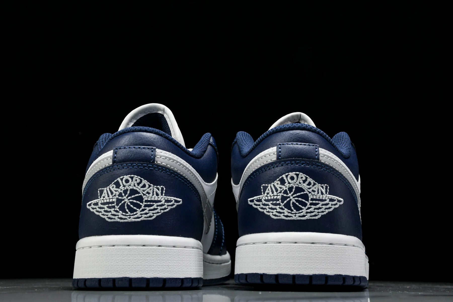 Air Jordan Low