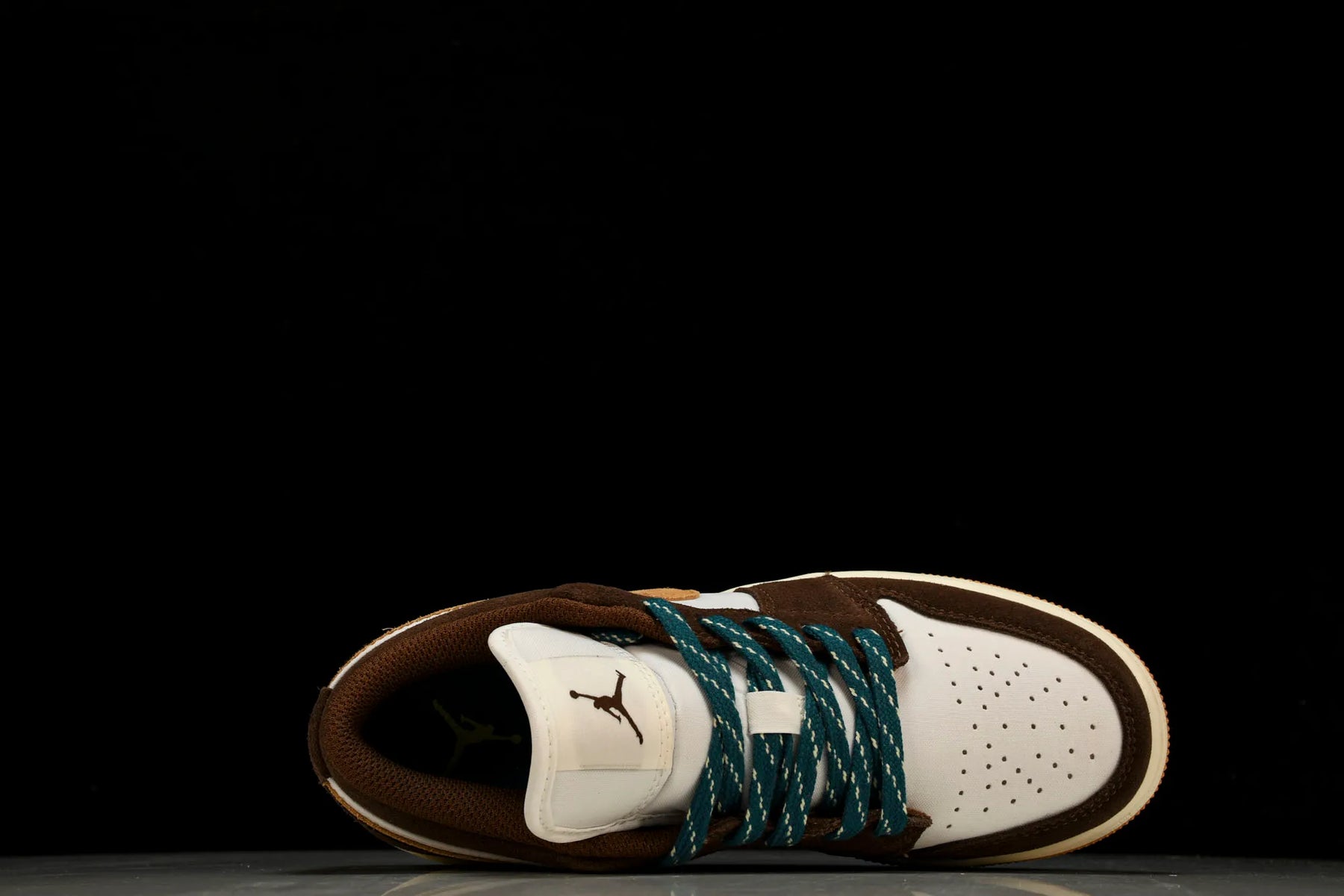 Air Jordan Low