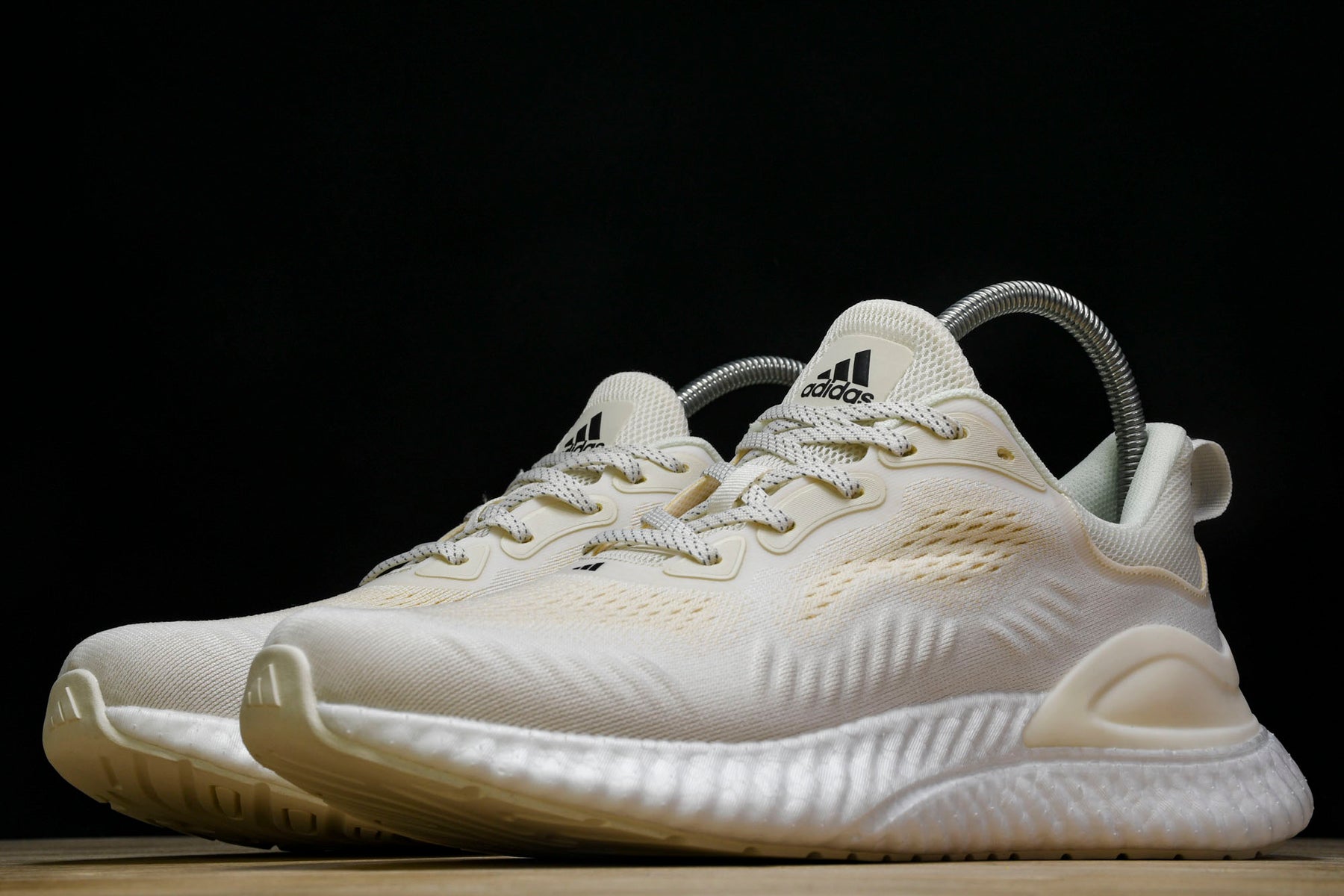 Alpha Bounce Beyond