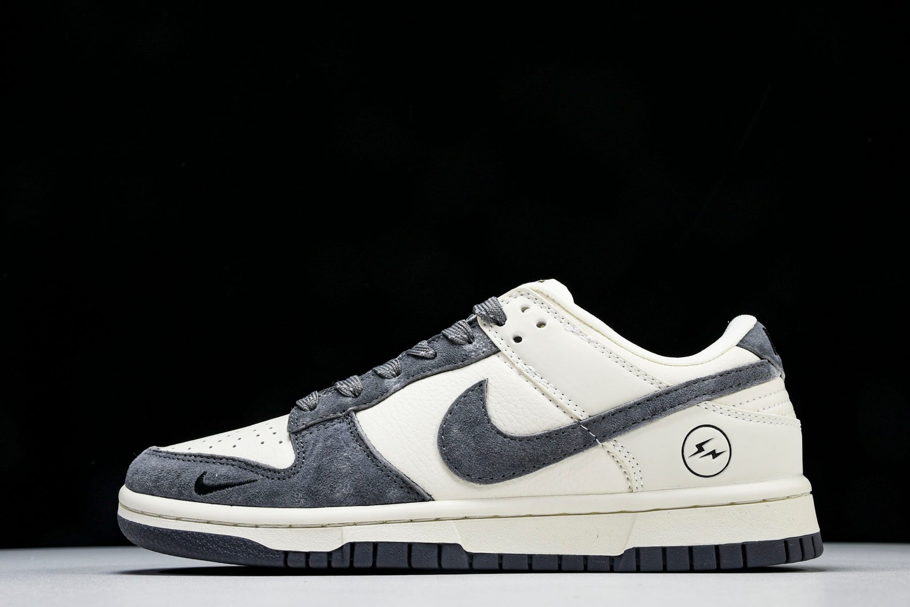 Dunk Low