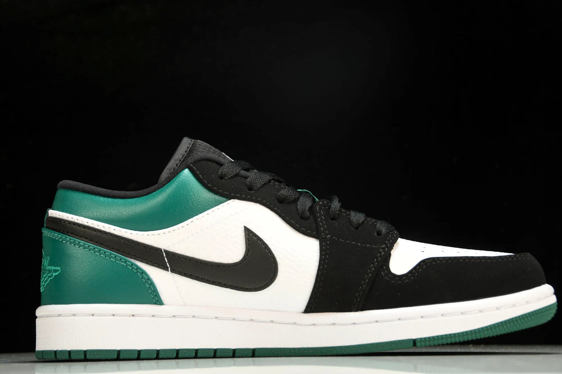 Air Jordan Low