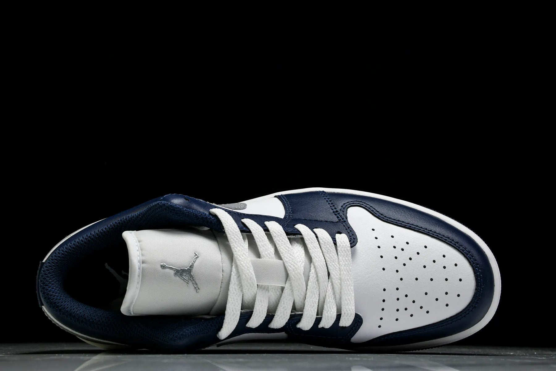 Air Jordan Low
