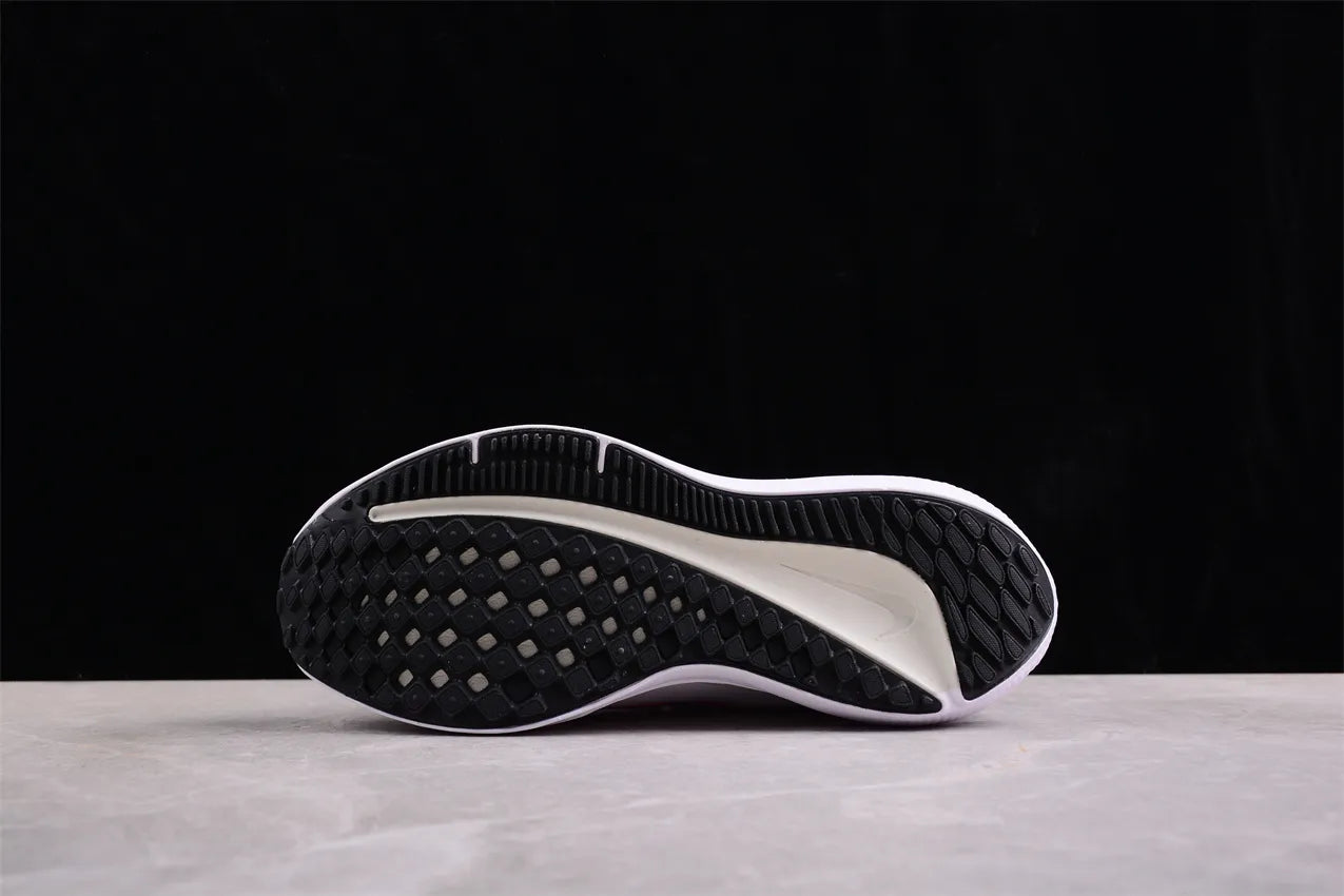 Zoom Winflo 10