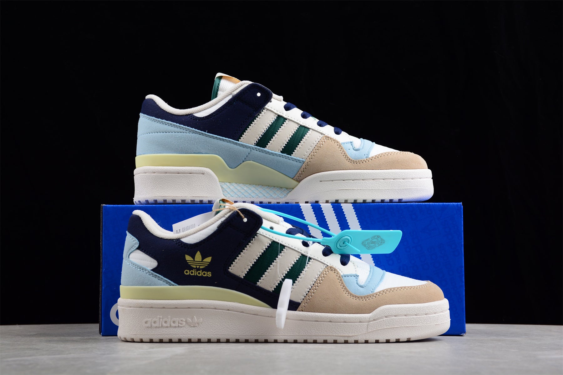 Forum 84 Low