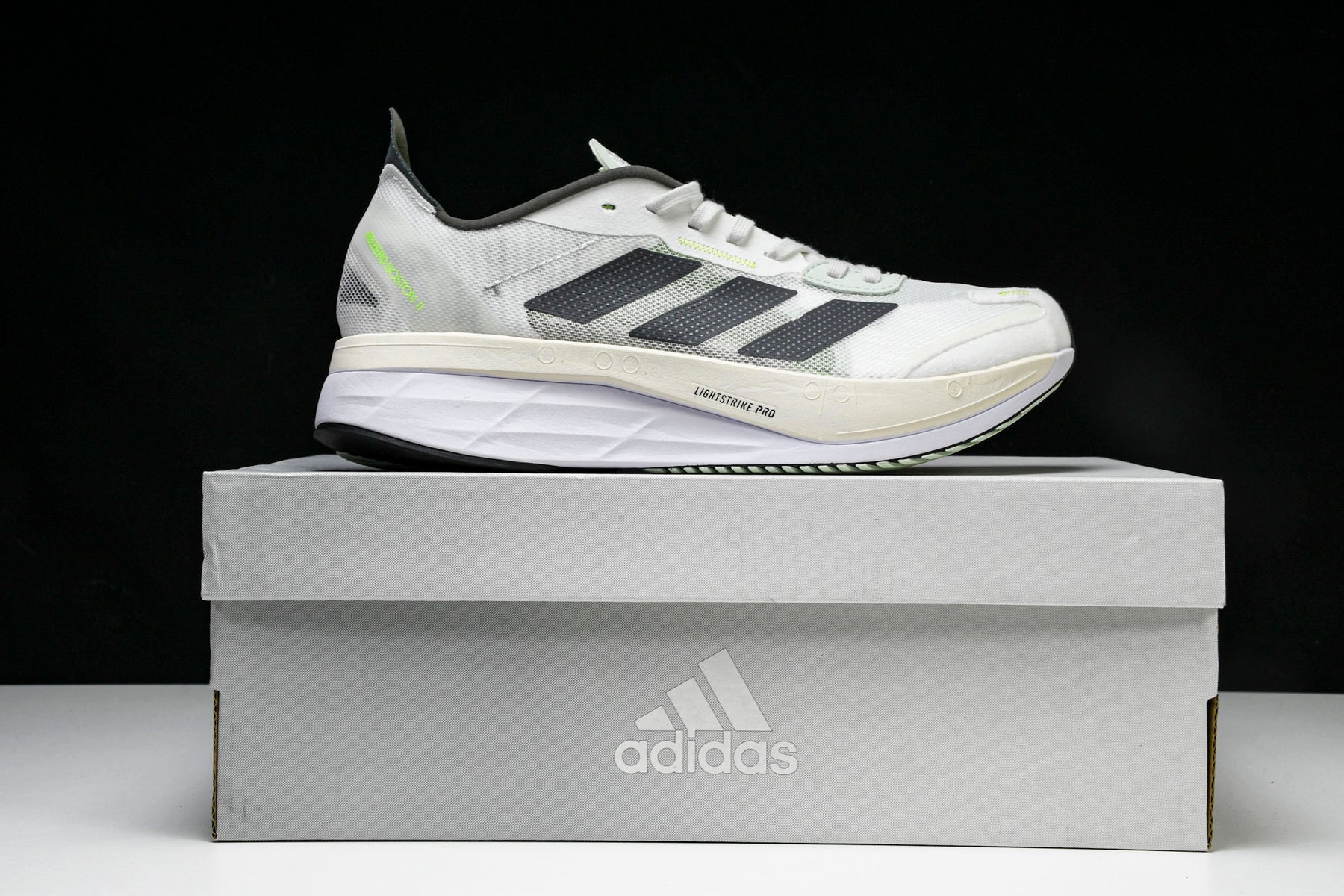Adizero Boston 11