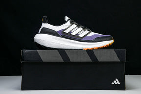 Ultraboost Light 23