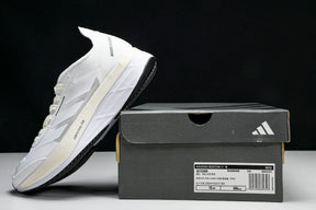 Adizero Boston 11