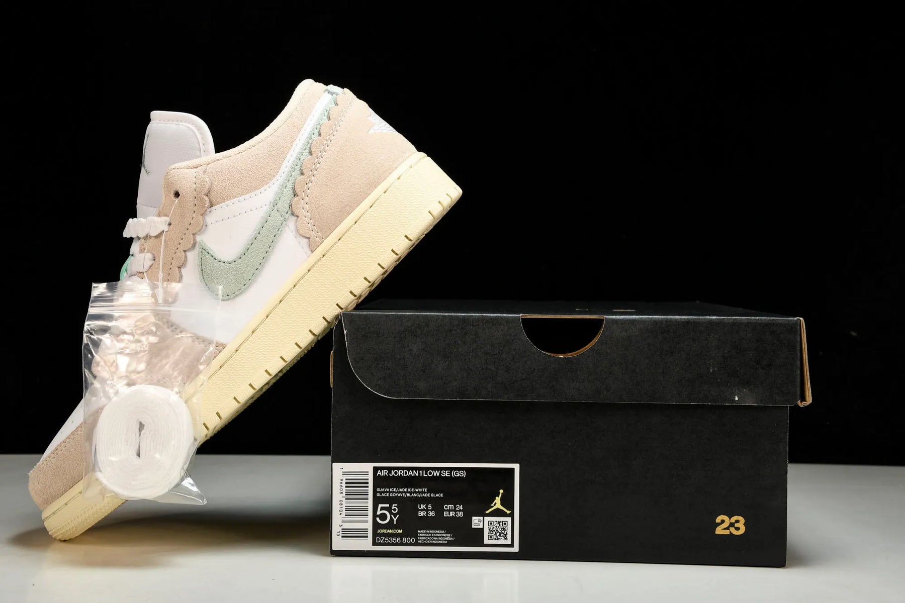Air Jordan Low