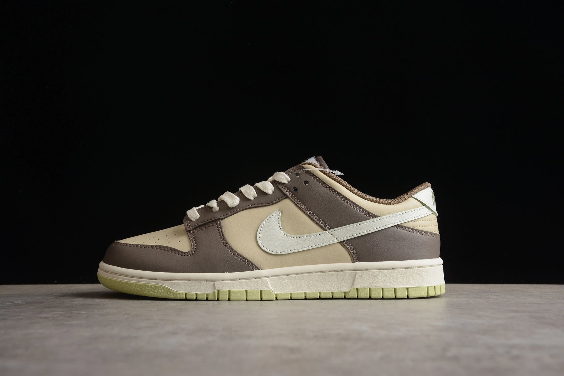 Dunk Low Retro